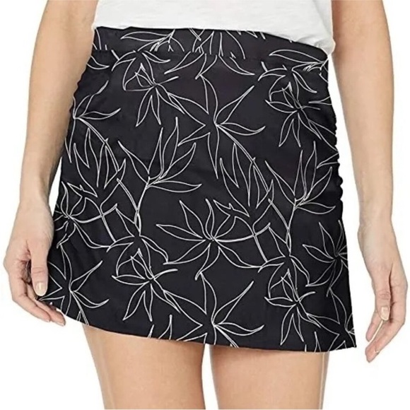 Carve Designs Suzanne Swim Beach Skirt South Point Black White Print - Picture 1 of 8